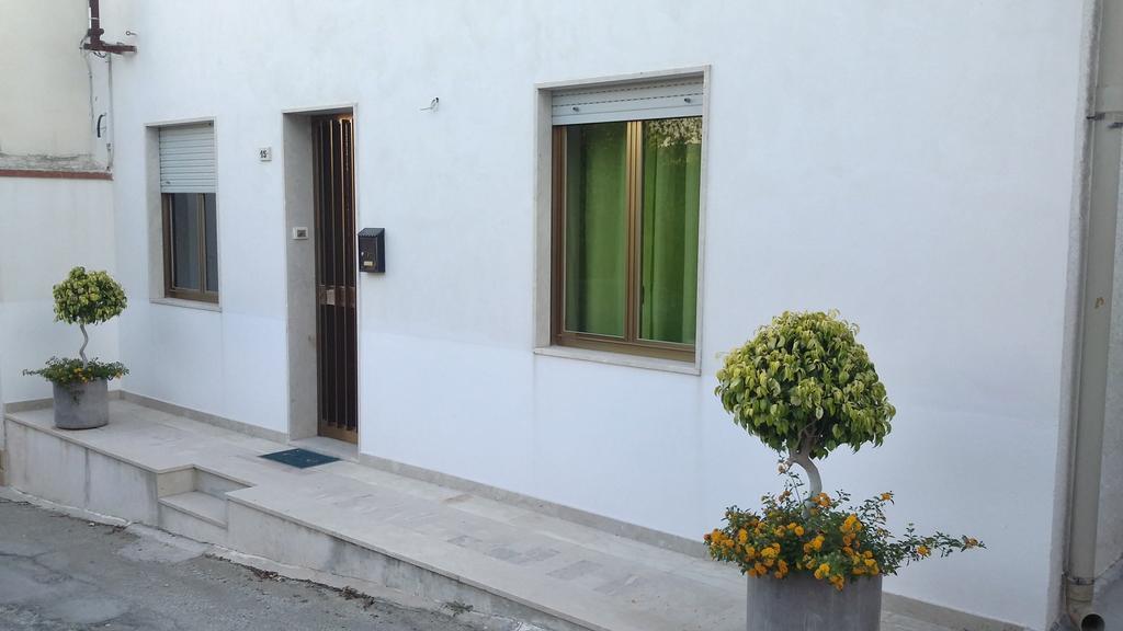 مبيت وإفطار كوستوناتشي La Casa Dei Nonni المظهر الخارجي الصورة
