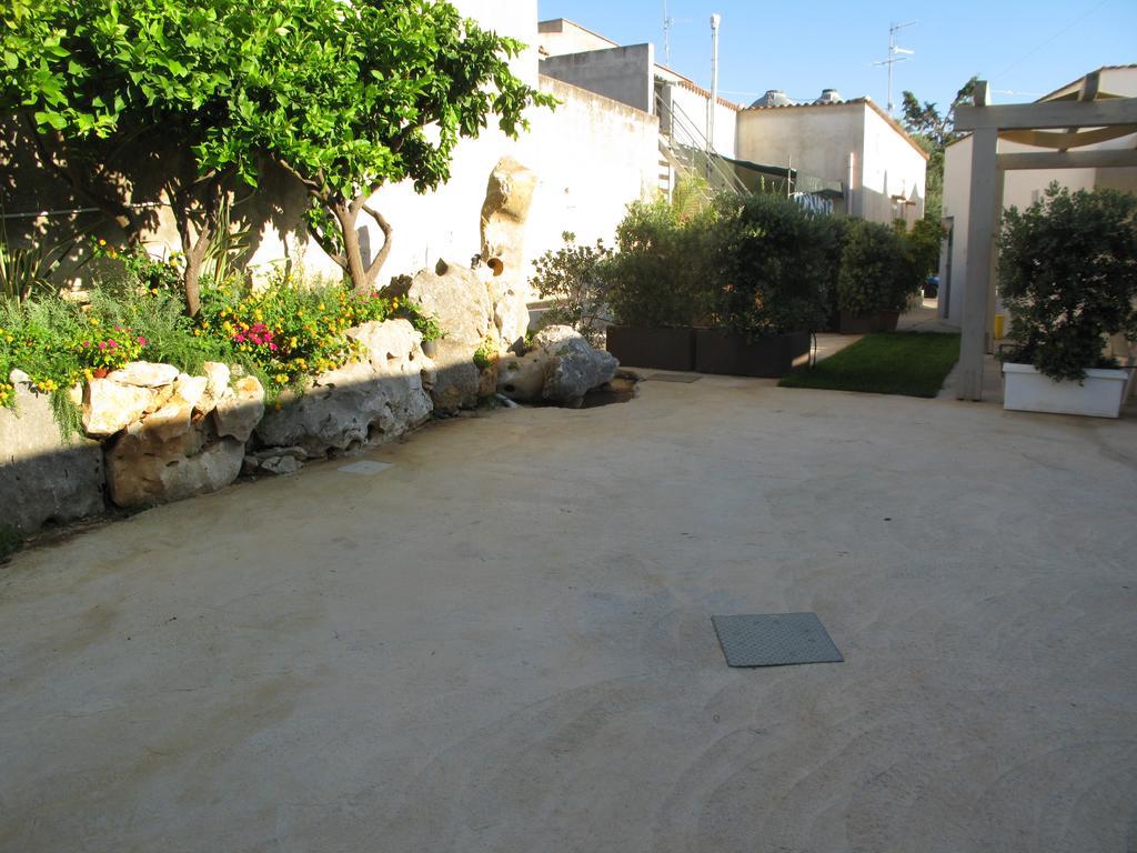 مبيت وإفطار كوستوناتشي La Casa Dei Nonni المظهر الخارجي الصورة
