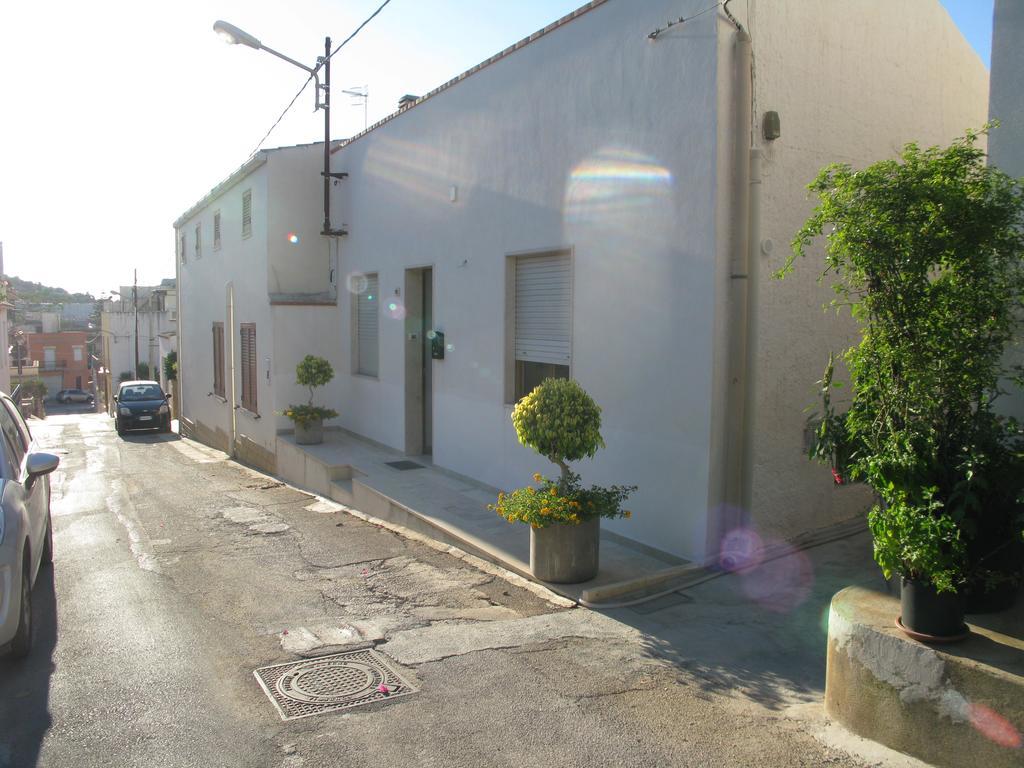 مبيت وإفطار كوستوناتشي La Casa Dei Nonni المظهر الخارجي الصورة