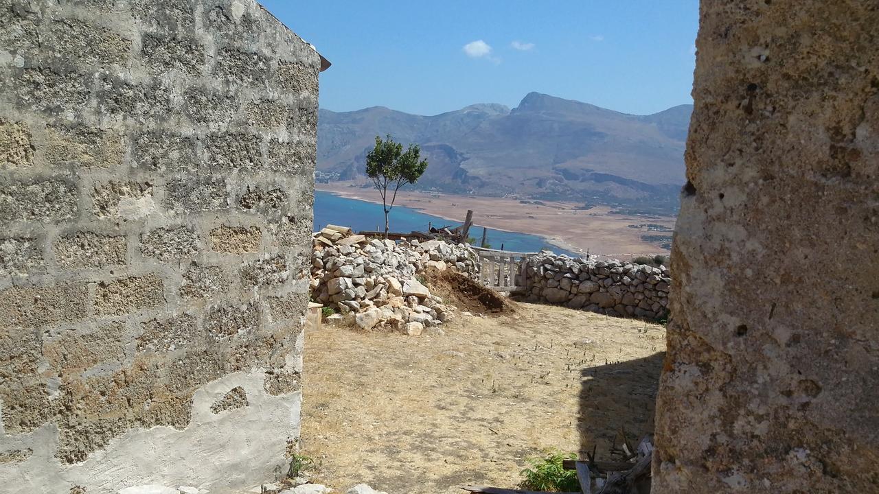 مبيت وإفطار كوستوناتشي La Casa Dei Nonni المظهر الخارجي الصورة